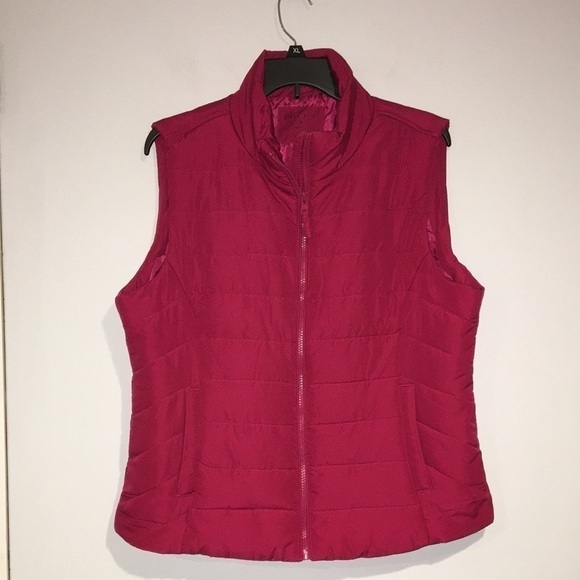 Aeropostale Deep Pink Puffer Vest with full zip and pockets - Picture 2 of 7